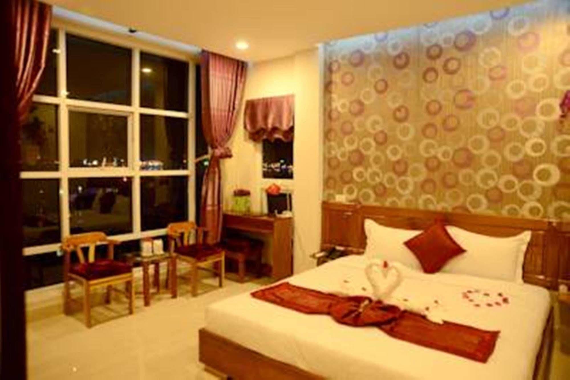 Red Diamond Hotel Da Nang Exterior photo